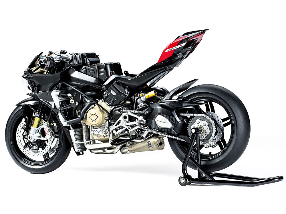 DUCATI SUPERLEGGERA V4 with Racing Kit 1/12 SCALE
